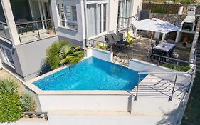 Apartment Sasso Bianco With The Private Pool