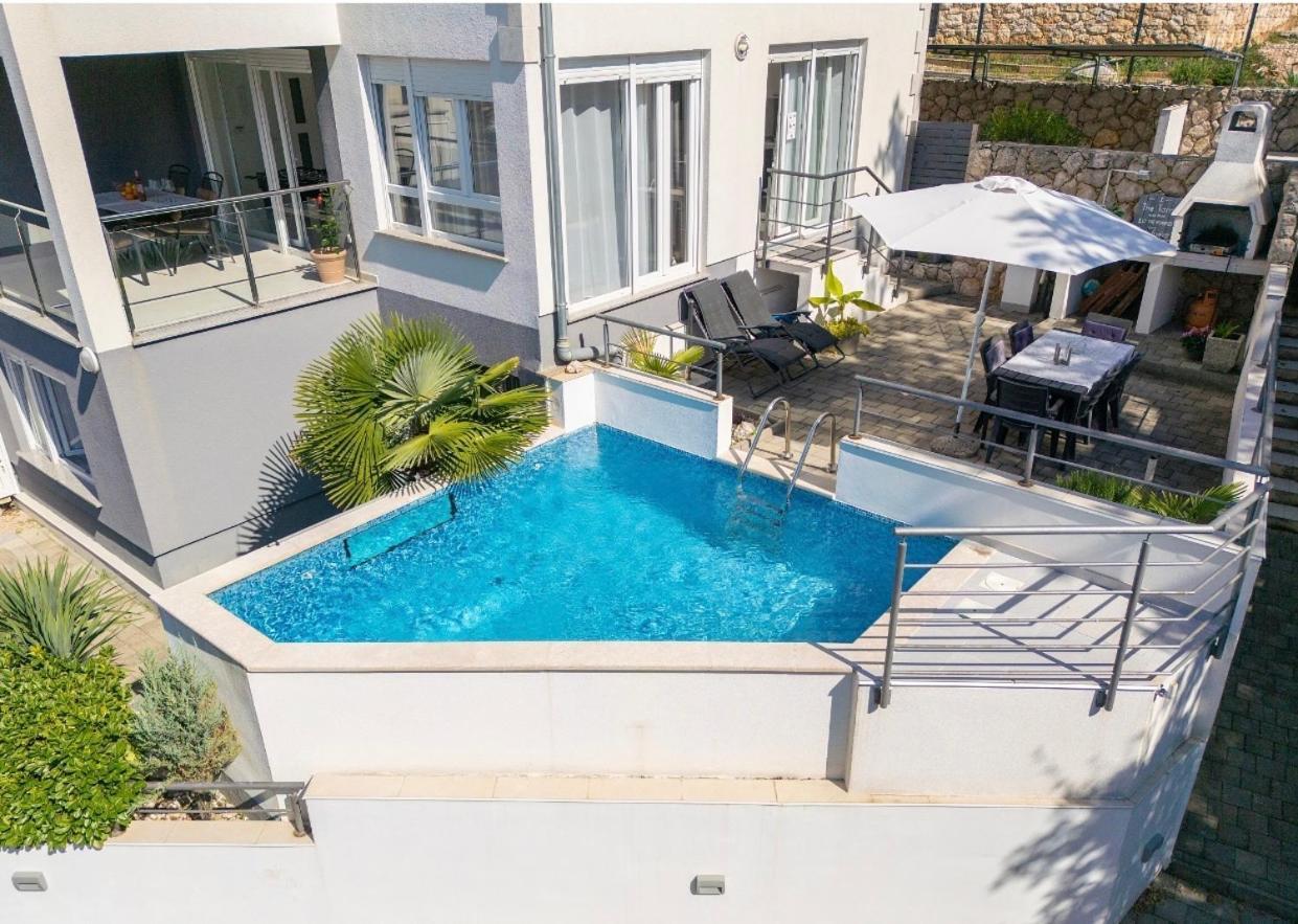 Apartment Sasso Bianco With The Private Pool Njivice Kültér fotó